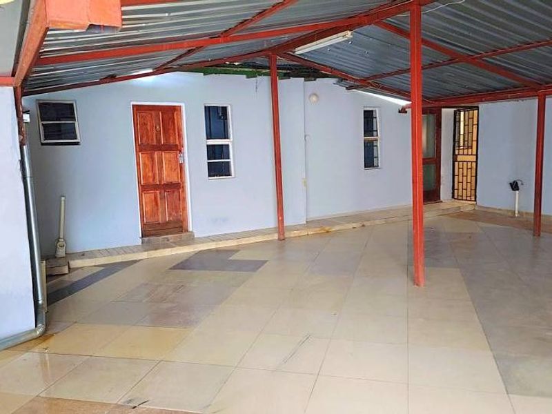 House For Sale In Johannesburg - Photo 6