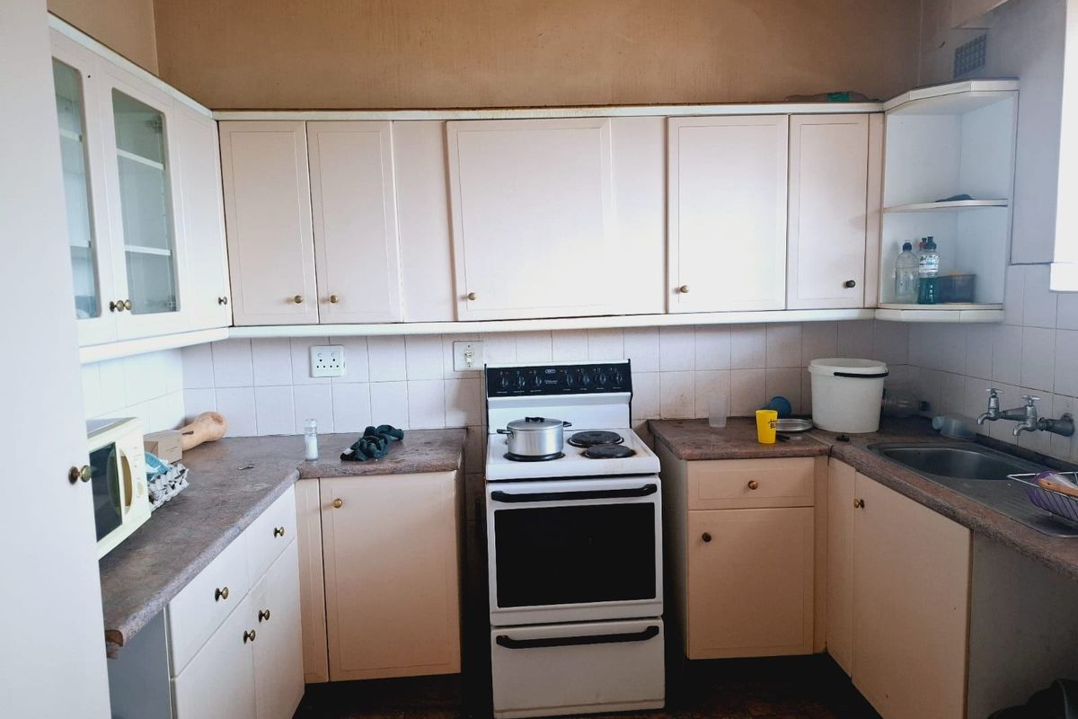 Apartment For Sale In Pretoria - Photo 5