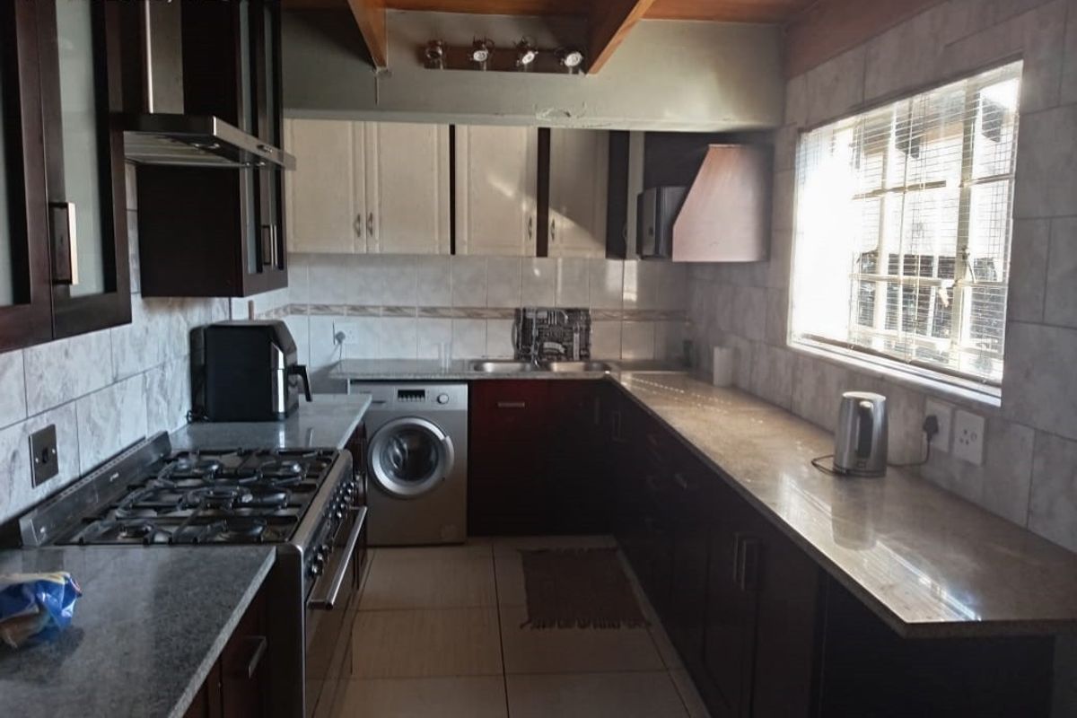 House For Sale In Pretoria - Photo 4