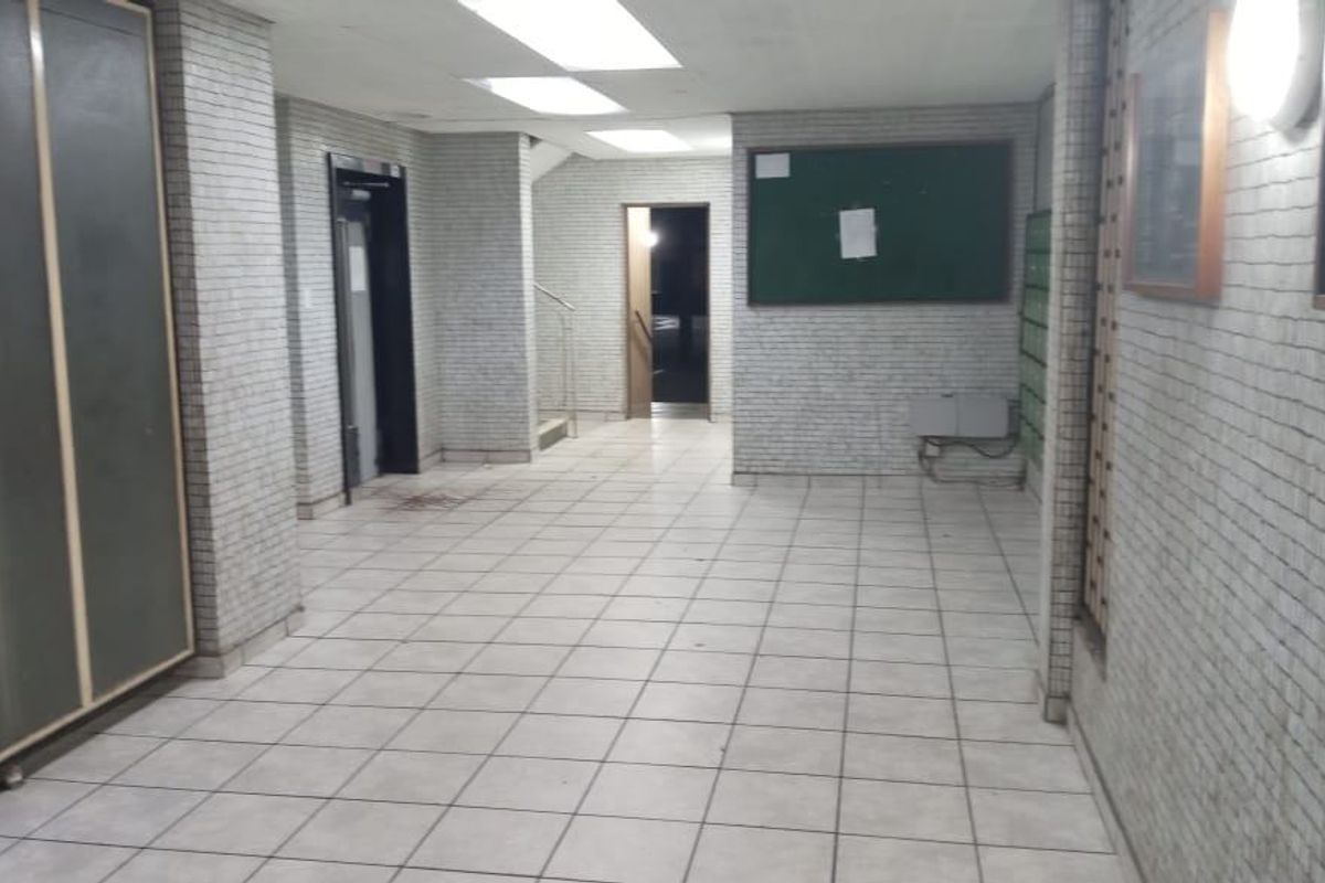 Apartment For Sale In Pretoria - Photo 2