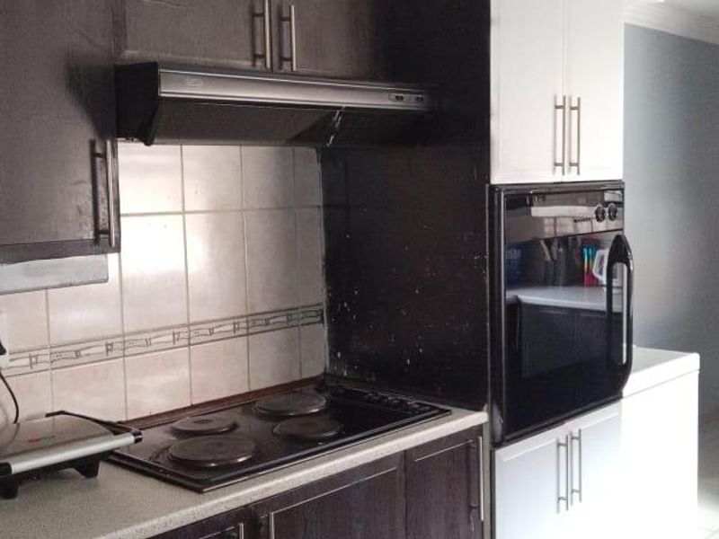 House For Sale In Pretoria - Photo 6