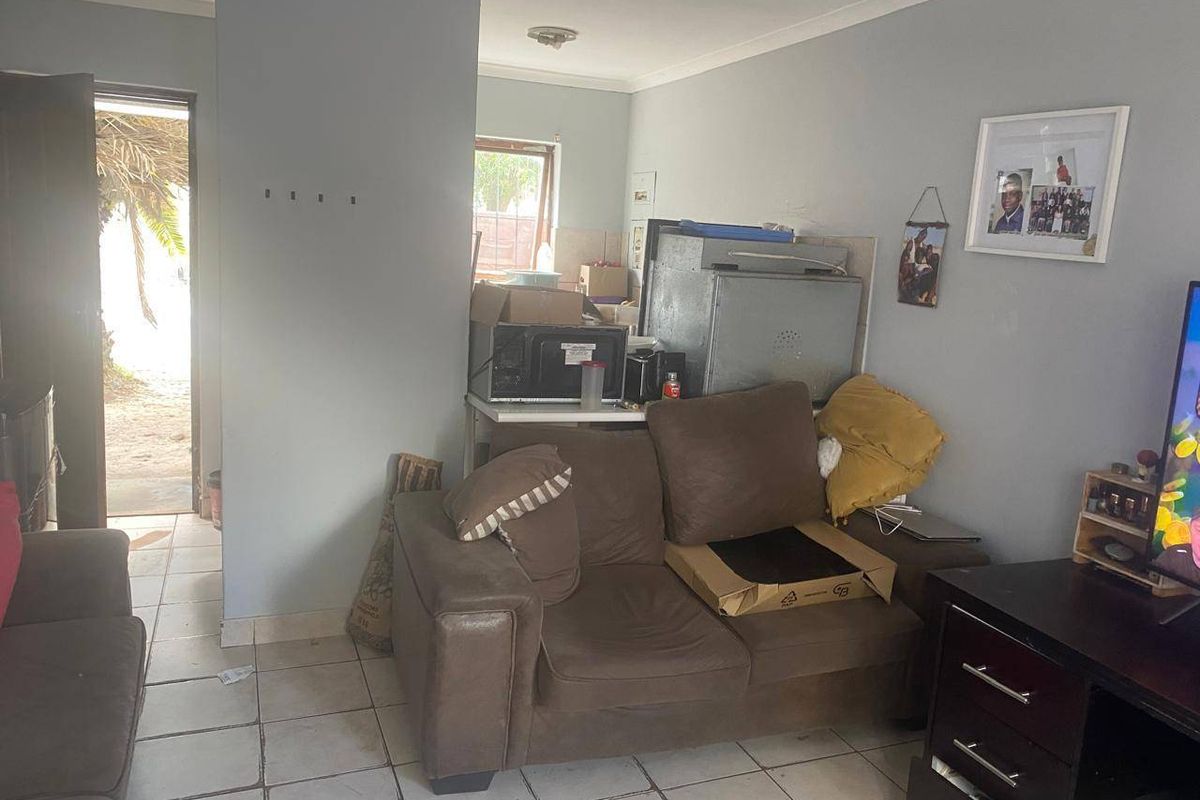 House For Sale In Milnerton - Photo 5