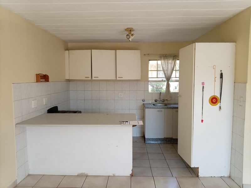 Apartment For Sale In Midrand - Photo 5