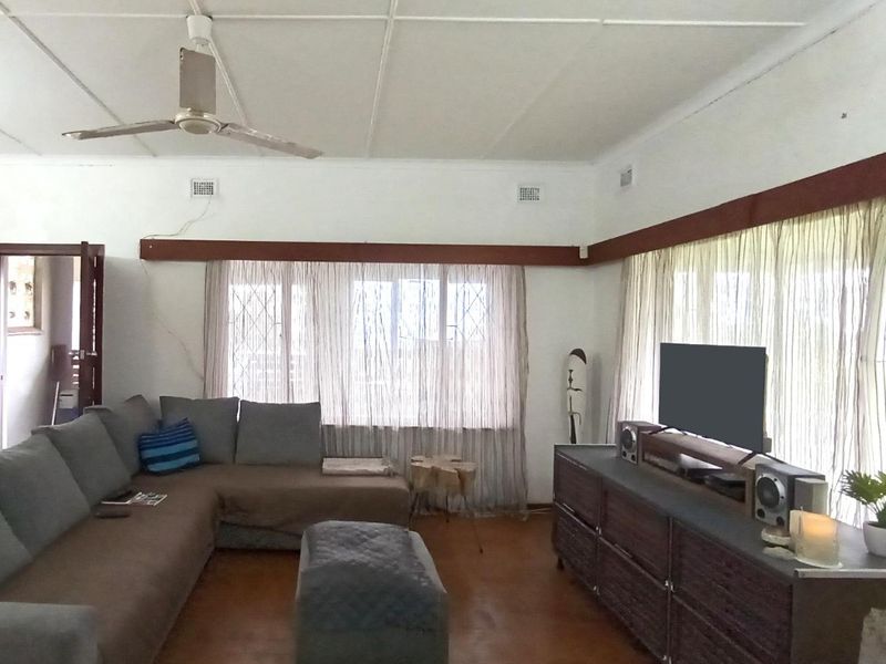 House For Sale In Port Edward - Photo 3
