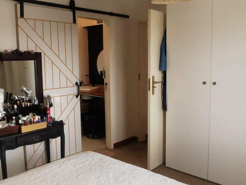 Townhouse Rental Monthly In Bedfordview - Photo 10