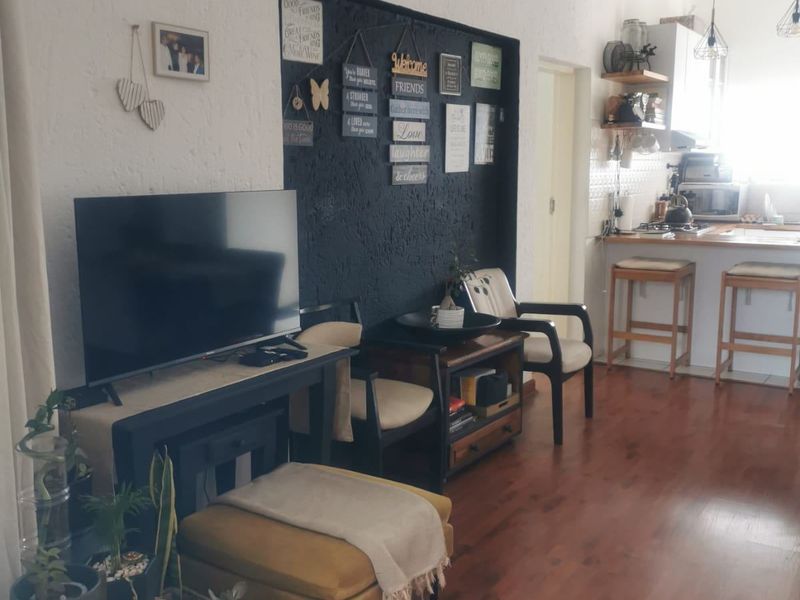 Townhouse Rental Monthly In Bedfordview - Photo 5