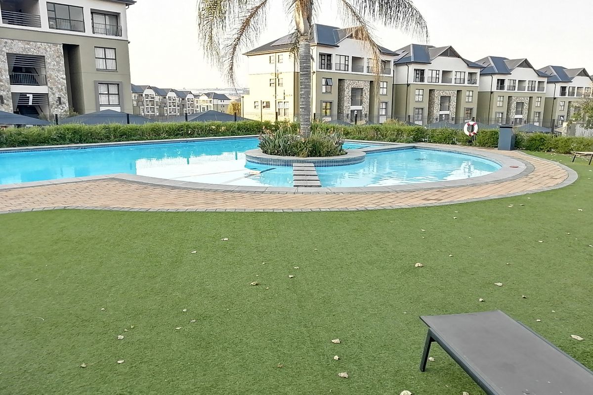 Apartment Rental Monthly In Midrand - Photo 3