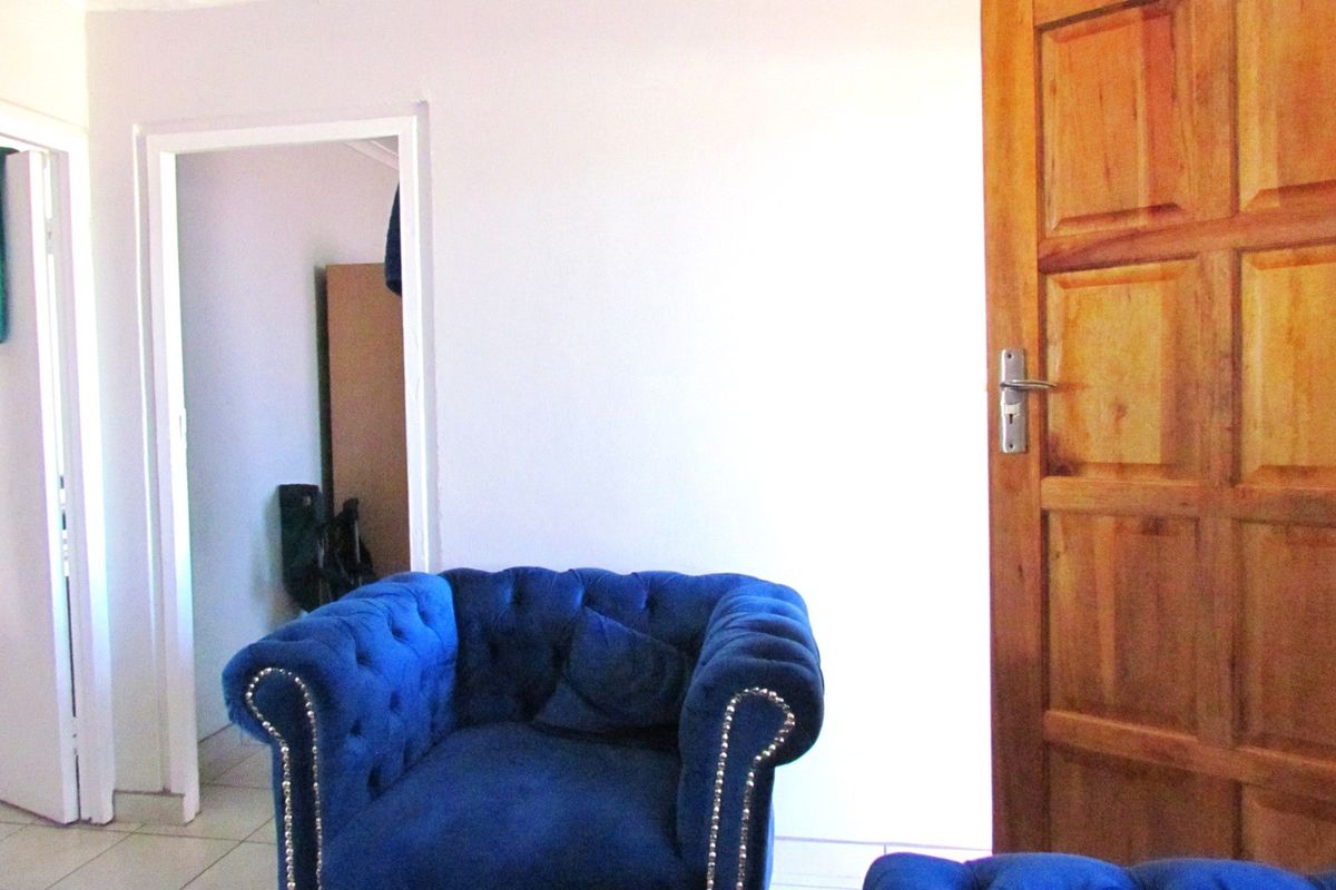House For Sale In Port Elizabeth - Photo 2