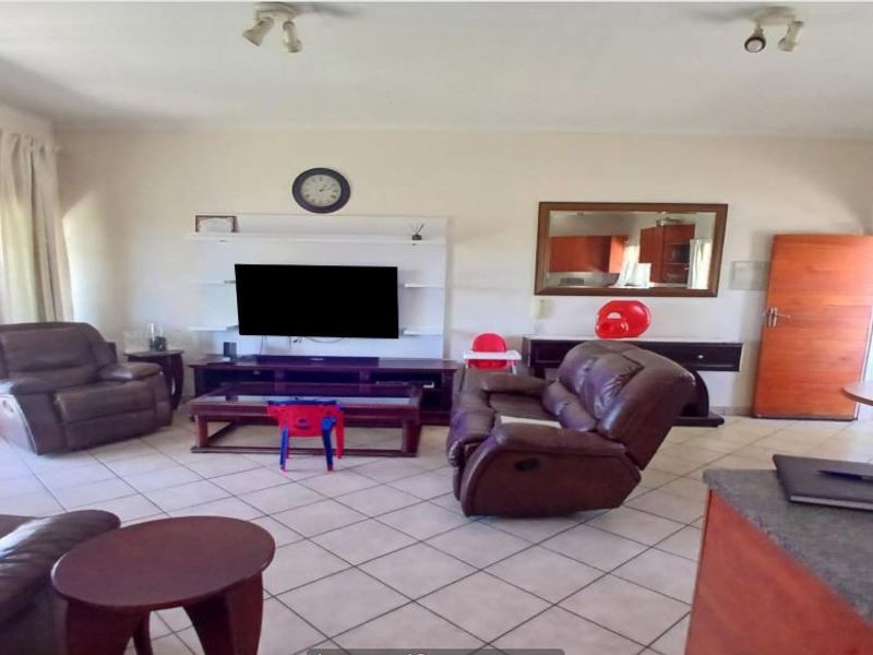 Apartment For Sale In Midrand - Photo 4