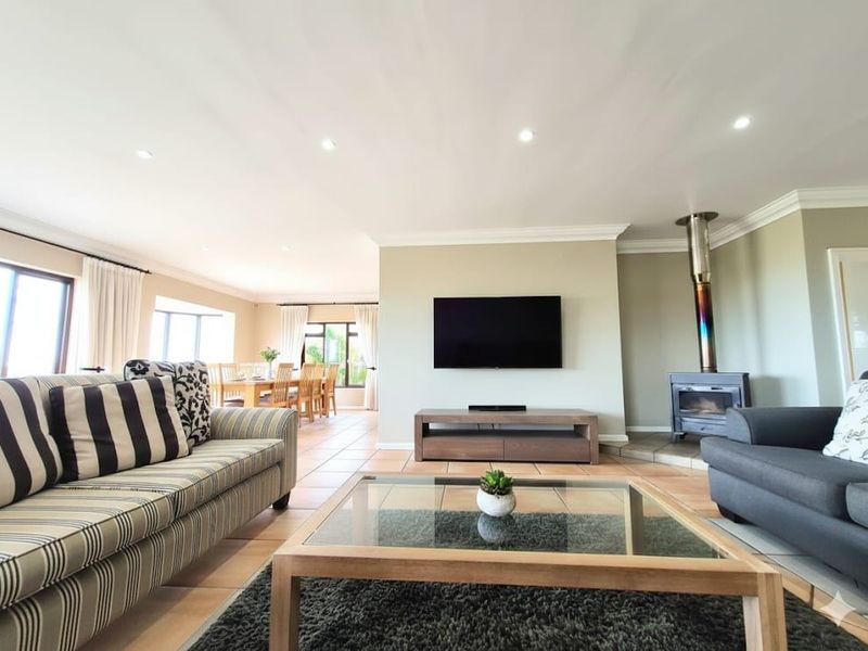 House For Sale In Plettenberg Bay - Photo 5