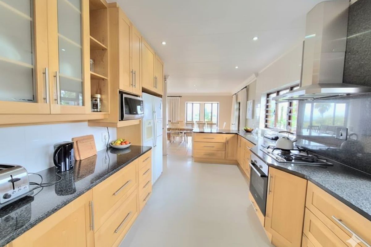 House For Sale In Plettenberg Bay - Photo 4