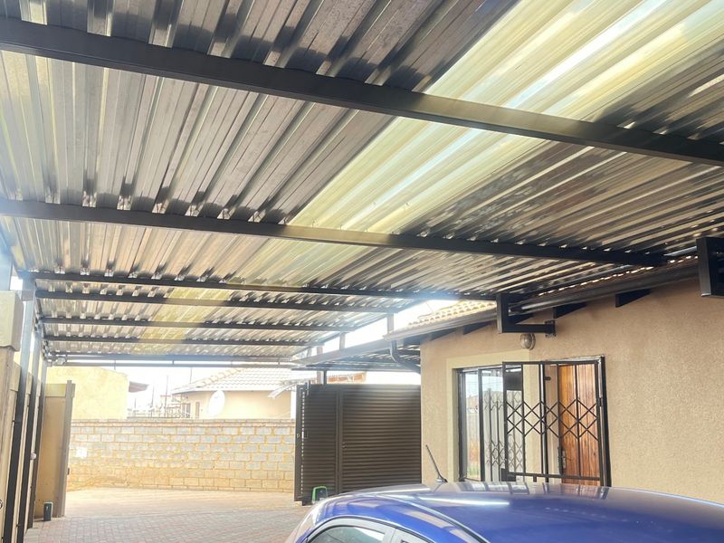 Apartment Rental Monthly In Soweto - Photo 2