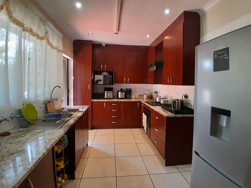 House For Sale In Centurion - Photo 7