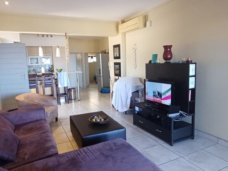 Apartment For Sale In Margate - Photo 7