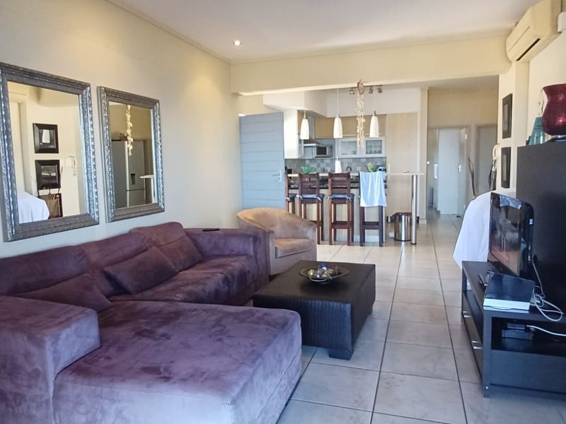 Apartment For Sale In Margate - Photo 6