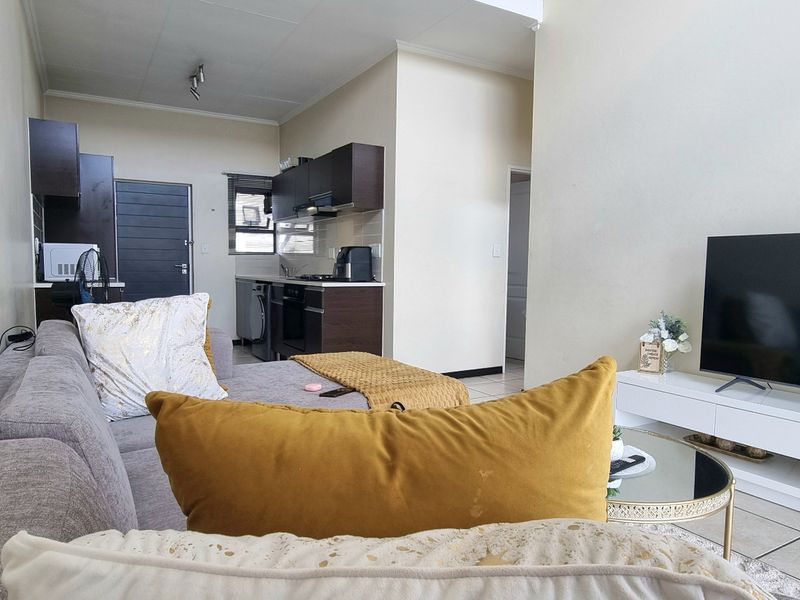 Apartment For Sale In Edenvale - Photo 9