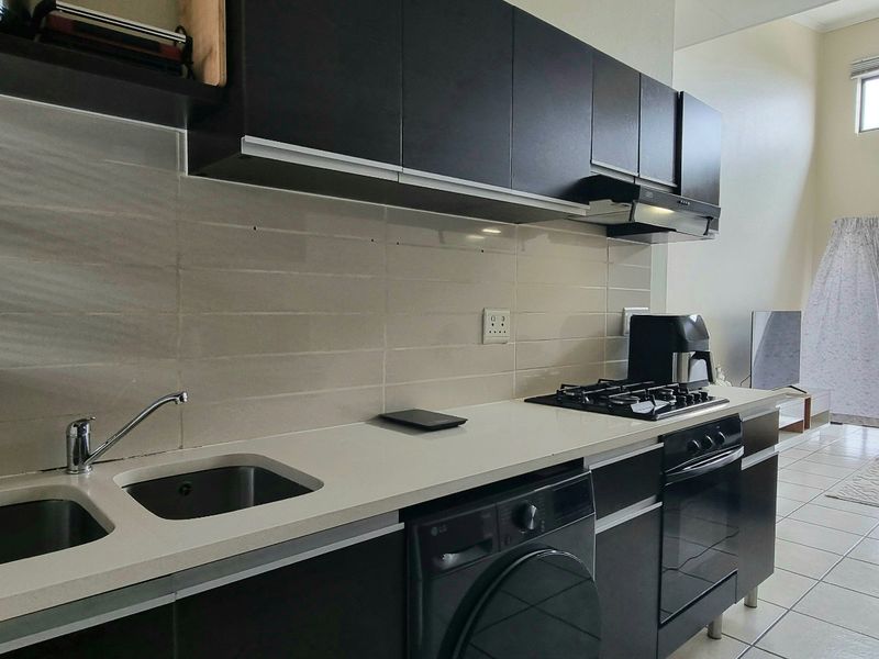 Apartment For Sale In Edenvale - Photo 3