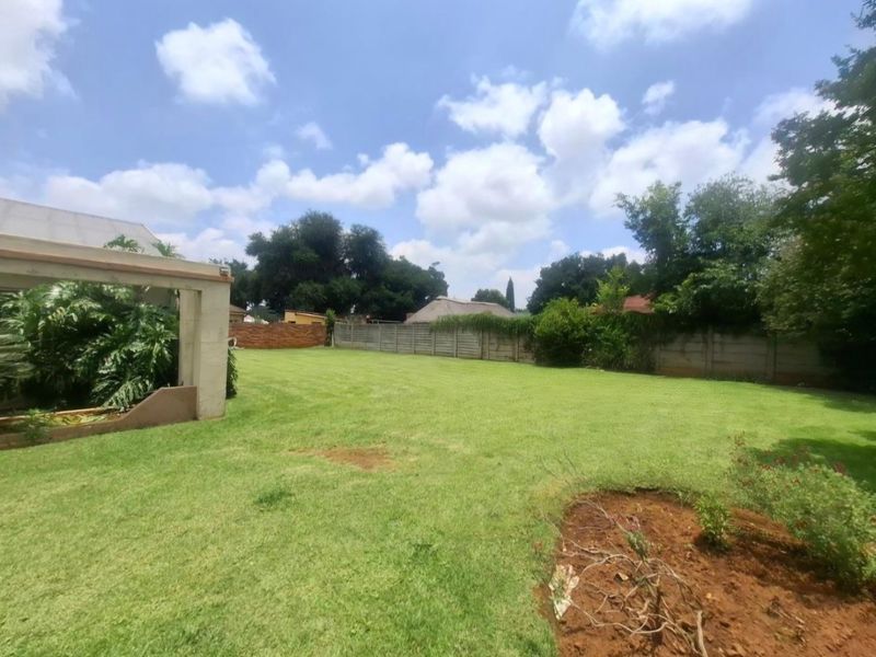 House Rental Monthly In Springs - Photo 3