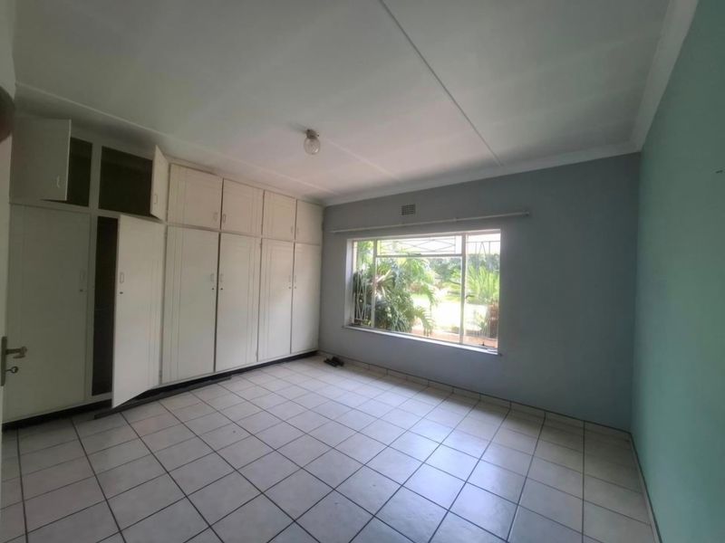 House Rental Monthly In Springs - Photo 8