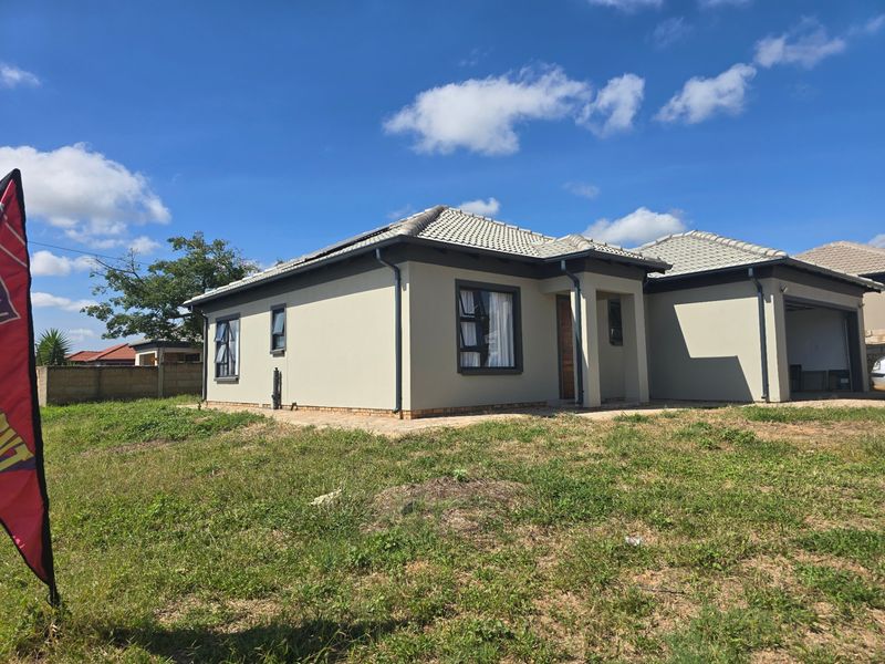 House For Sale In Rayton - Photo 4