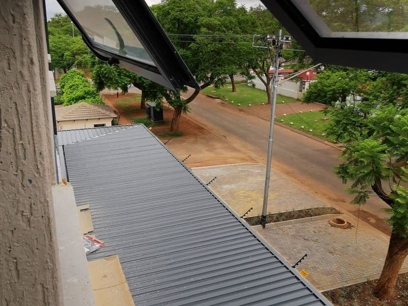 Apartment For Sale In Pretoria - Photo 7