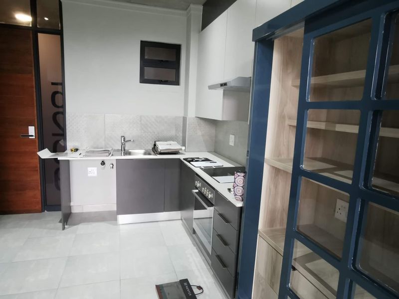 Apartment For Sale In Pretoria - Photo 4