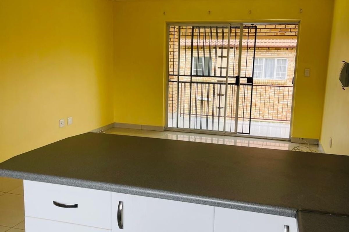 Apartment Rental Monthly In Midrand - Photo 3