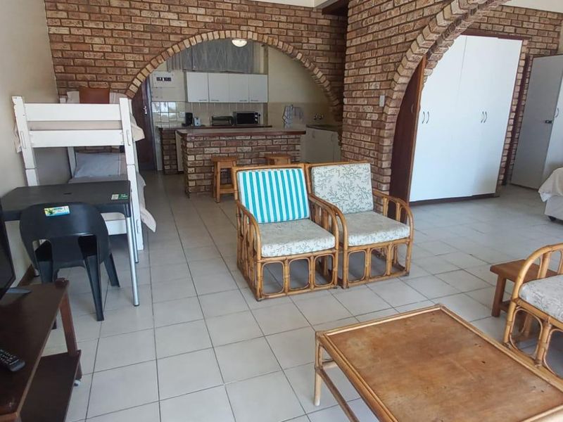 Apartment For Sale In Margate - Photo 8