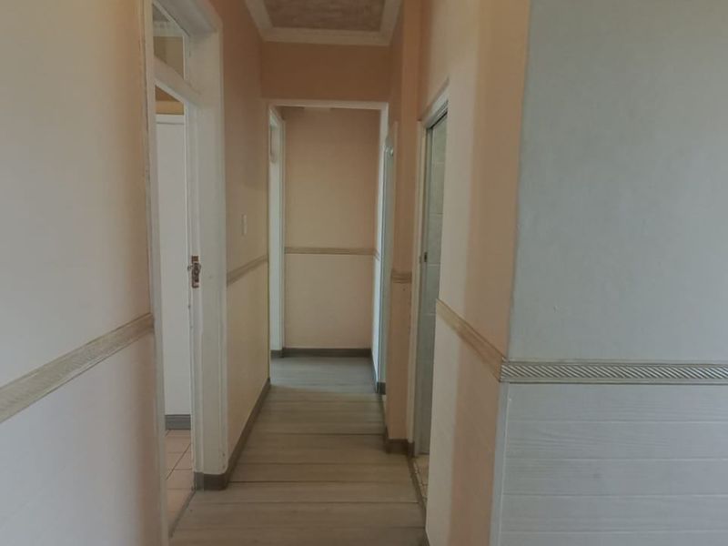 Apartment For Sale In Margate - Photo 9