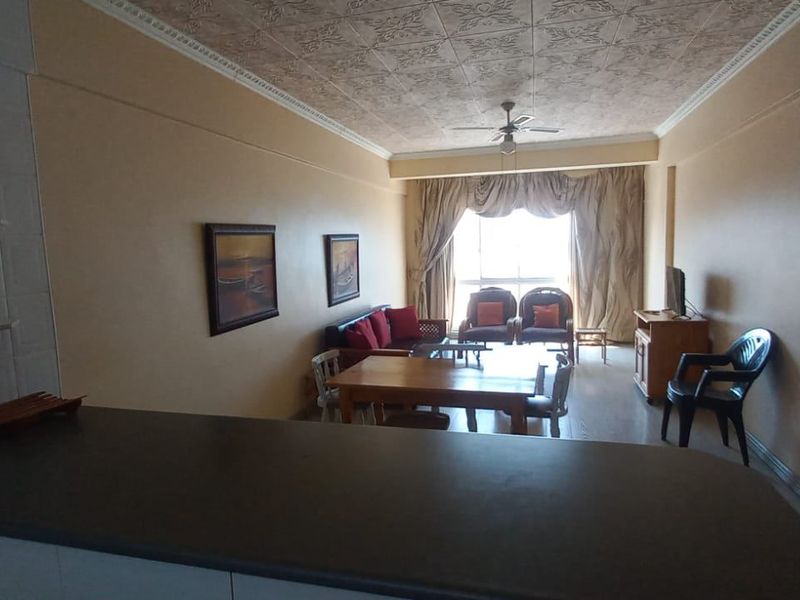 Apartment For Sale In Margate - Photo 4