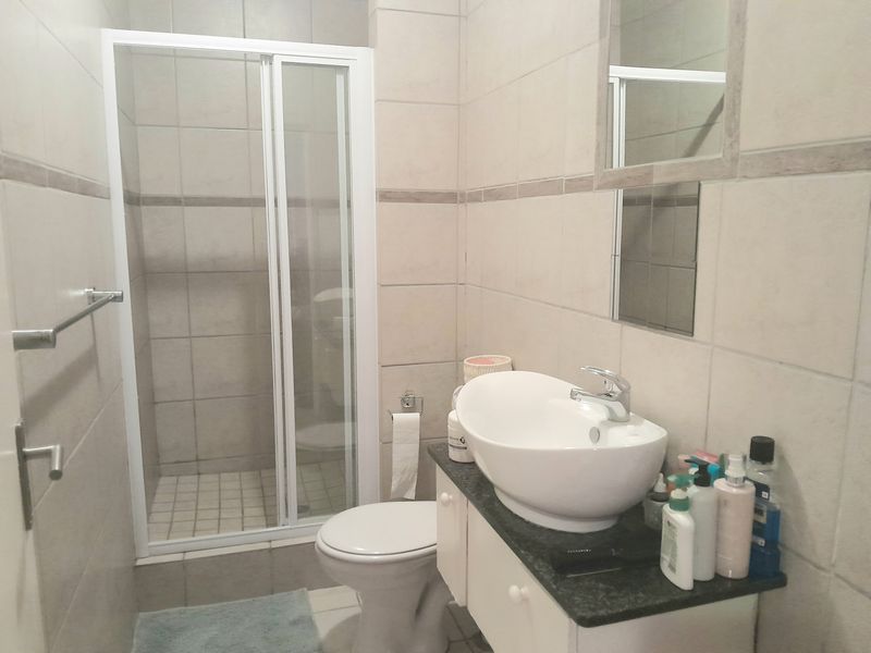 Apartment Rental Monthly In Sandton - Photo 6