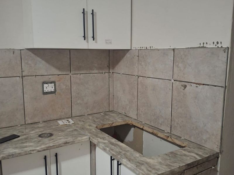 Apartment Rental Monthly In Kempton Park - Photo 5