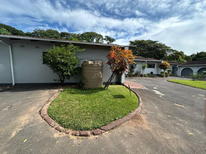 Townhouse For Sale In Port Shepstone - Photo 4