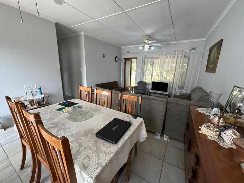 Townhouse For Sale In Port Shepstone - Photo 6