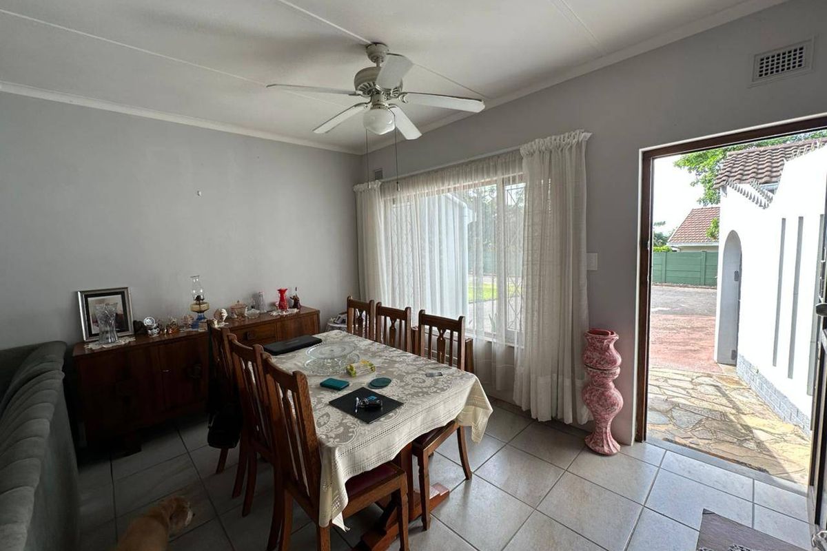 Townhouse For Sale In Port Shepstone - Photo 5