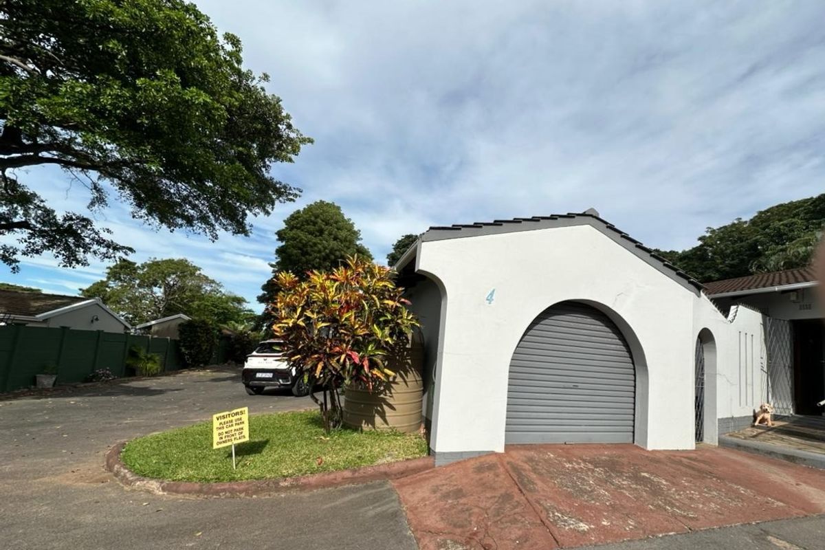 Townhouse For Sale In Port Shepstone - Photo 3