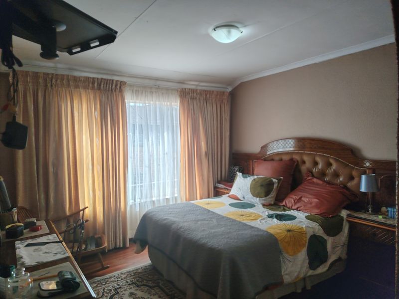 House For Sale In Nigel - Photo 9