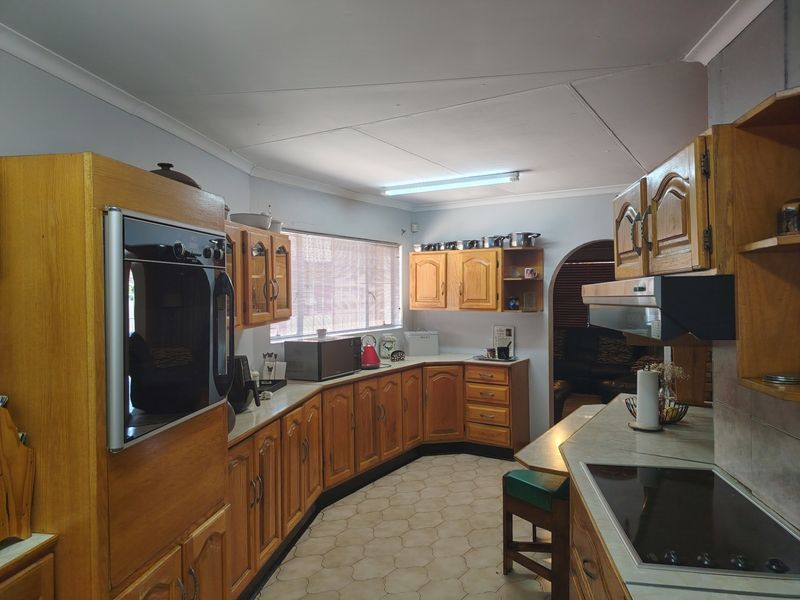 House For Sale In Nigel - Photo 6