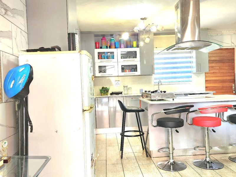 Townhouse For Sale In Centurion - Photo 5