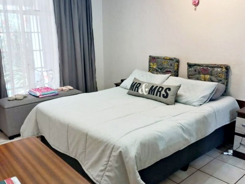Townhouse Rental Monthly In Edenvale - Photo 9