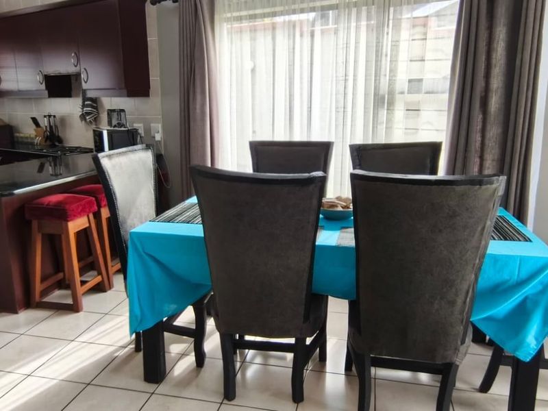 Apartment For Sale In Margate - Photo 8