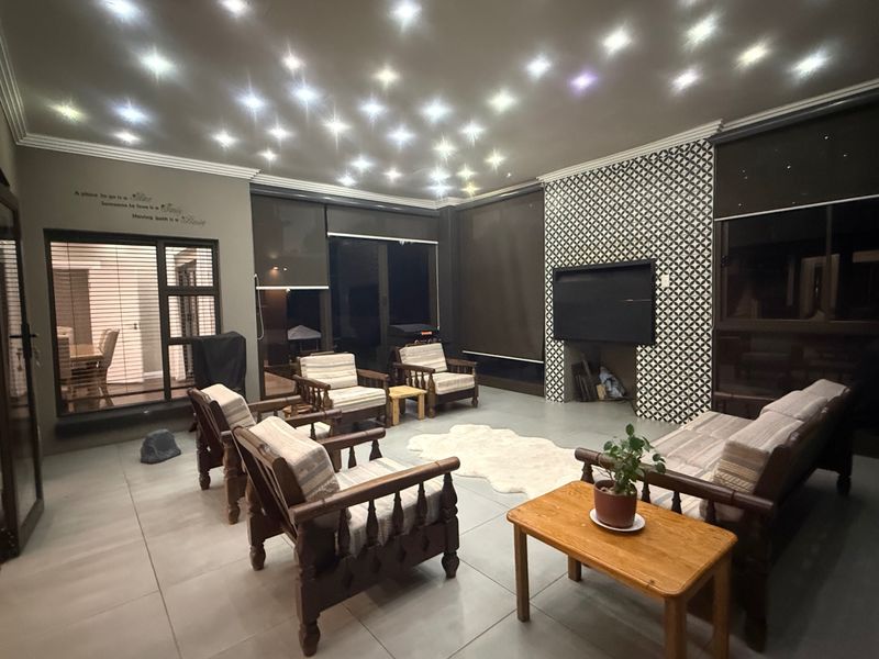 House Pending Sale In Bloemfontein - Photo 5