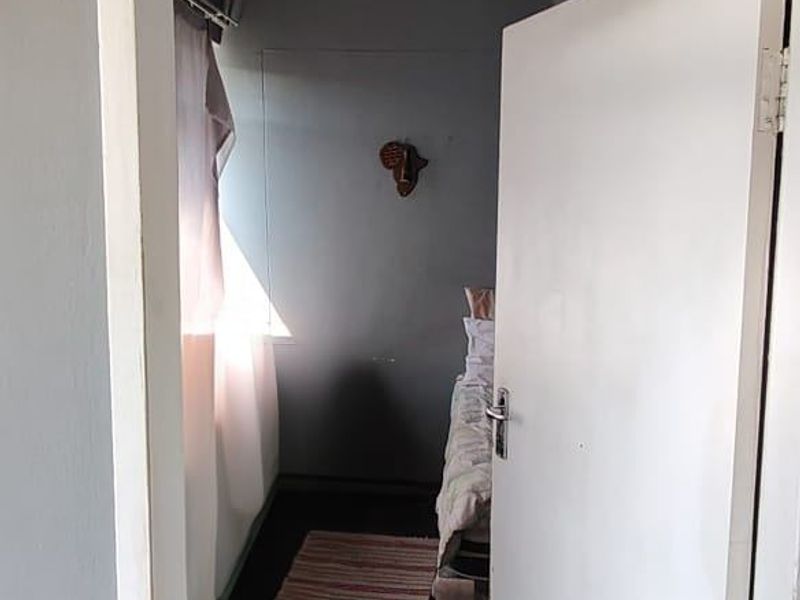 Apartment For Sale In Pretoria - Photo 9