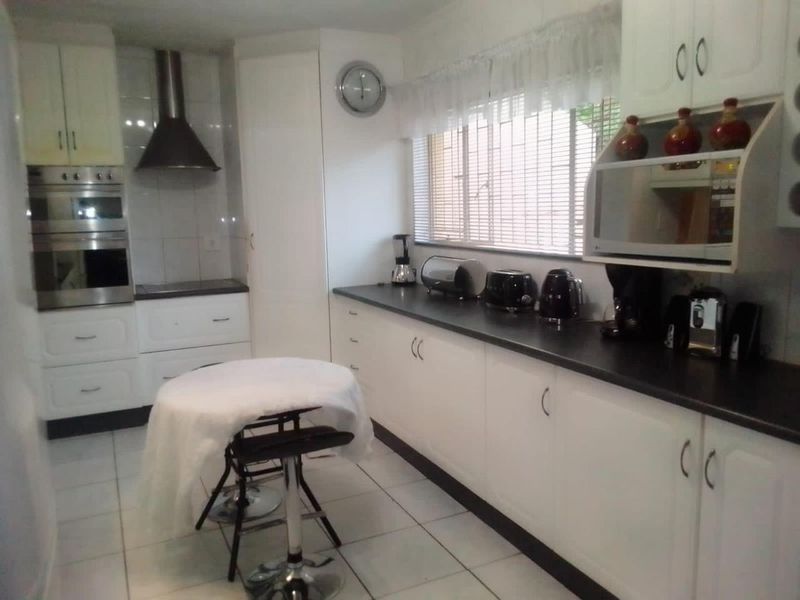 House For Sale In Kempton Park - Photo 4