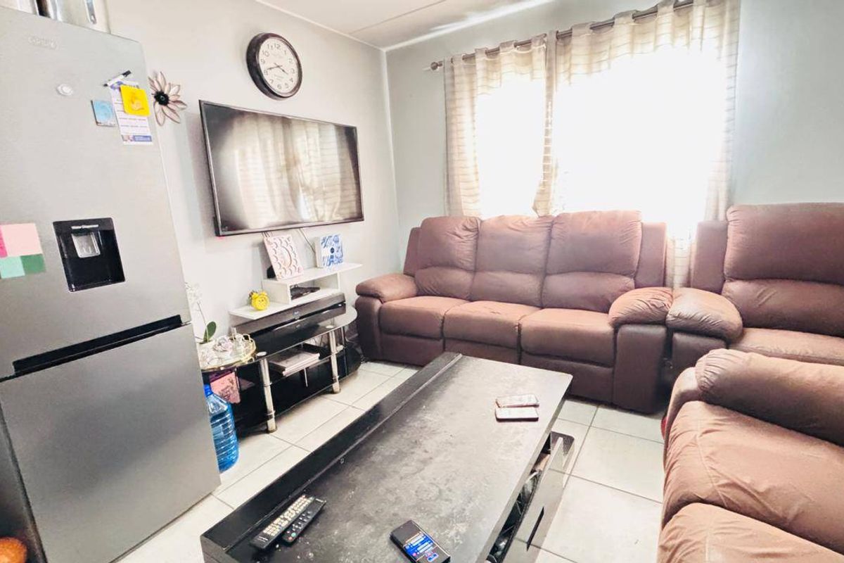 Apartment For Sale In Midrand - Photo 5