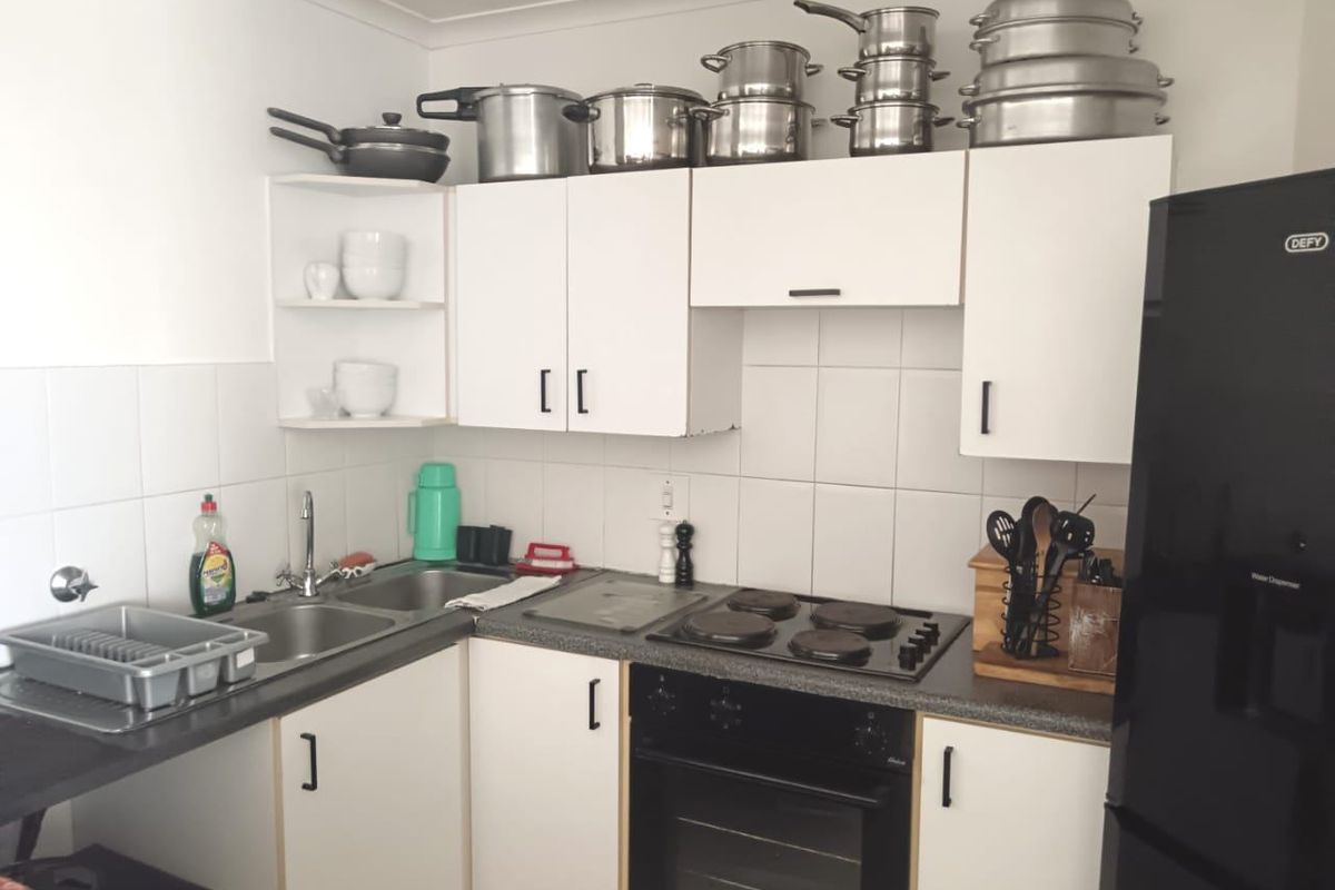 Apartment For Sale In Port Elizabeth - Photo 5