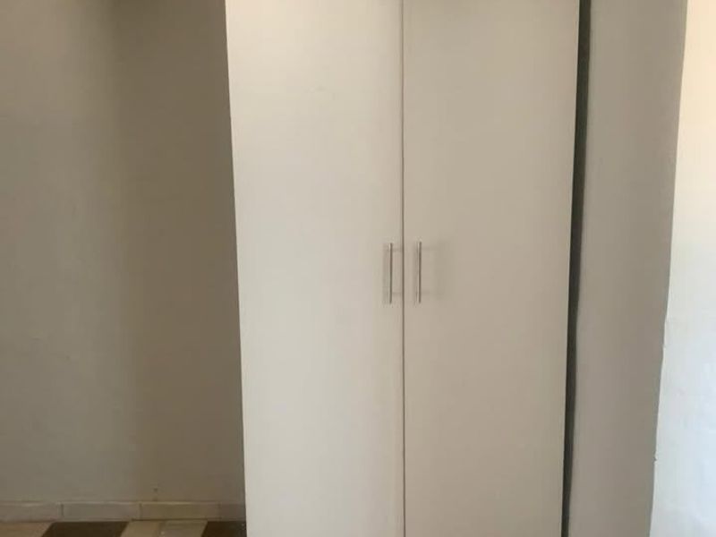 Apartment Rental Monthly In Johannesburg - Photo 4