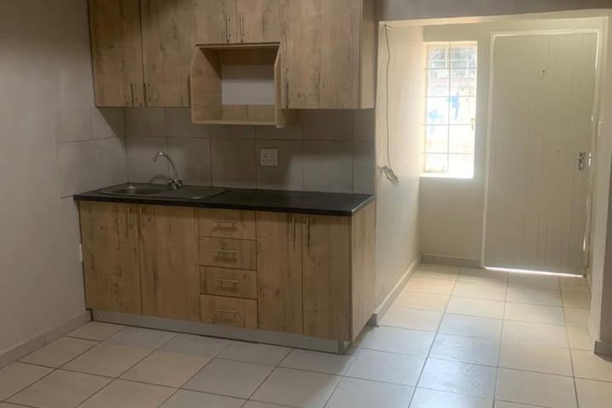Apartment Rental Monthly In Johannesburg - Photo 2