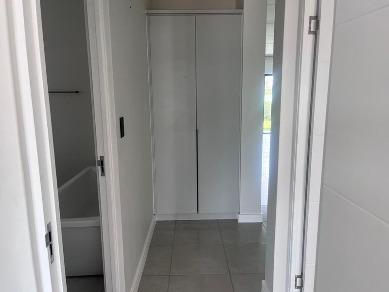 Apartment Rental Monthly In Midrand - Photo 5