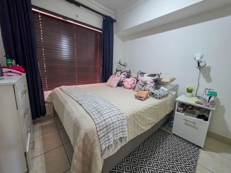 Apartment For Sale In Margate - Photo 6